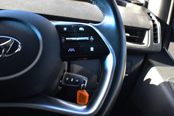 2022 Hyundai STARIA LOAD