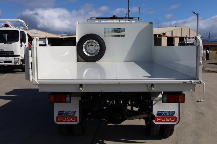 2023 Isuzu N Series NPS 75-155 White
