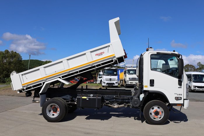 2023 Isuzu N Series NPS 75-155 White