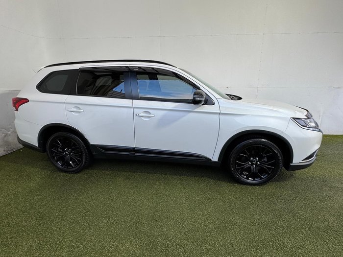 2018 Mitsubishi Outlander Black Edition