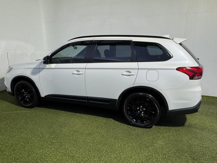 2018 Mitsubishi Outlander Black Edition