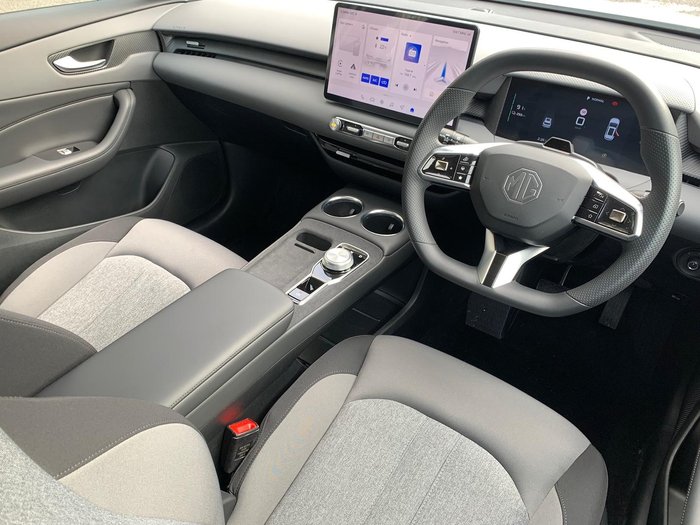 2025 MG MGS5 EV Excite 49