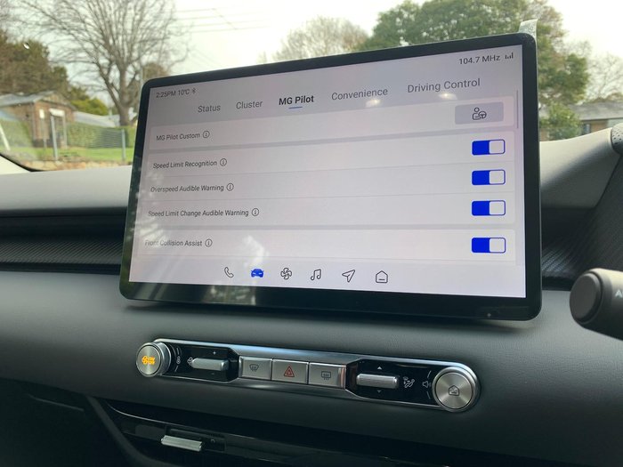 2025 MG MGS5 EV Excite 49