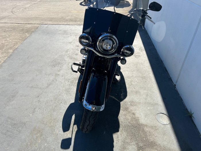 2025 Harley-davidson FLHC HERITAGE CLASSIC 117 Vivid Black