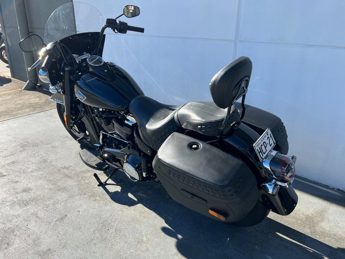 2025 Harley-davidson FLHC HERITAGE CLASSIC 117 Vivid Black