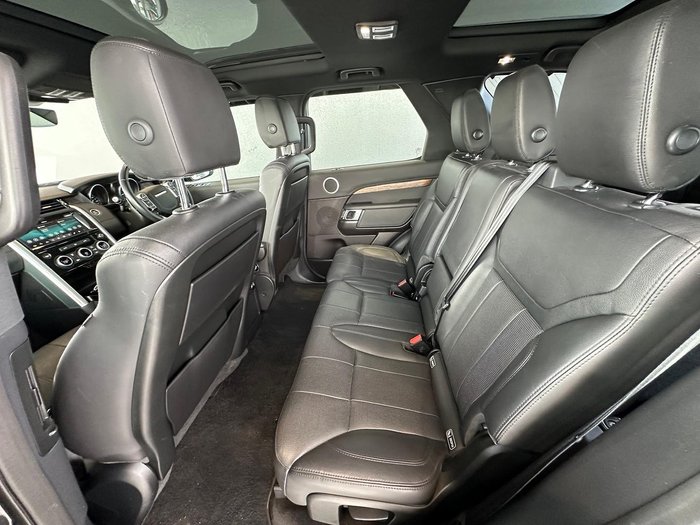 2017 Land Rover Discovery SD4 HSE Series 5 MY17 4X4 Dual Range Santorini Black