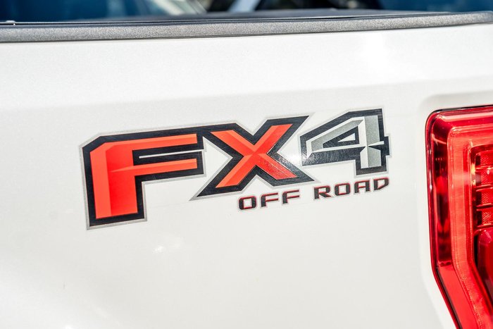 2017 Ford F350 Platinum (No Series) White