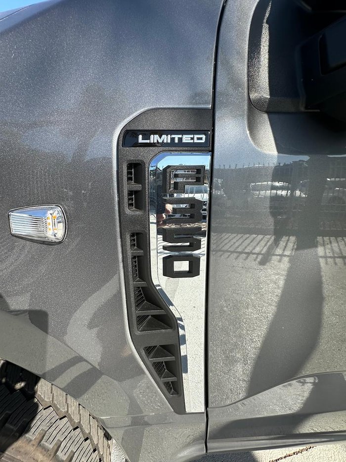 2024 Ford F350 Limited (No Series) Grey