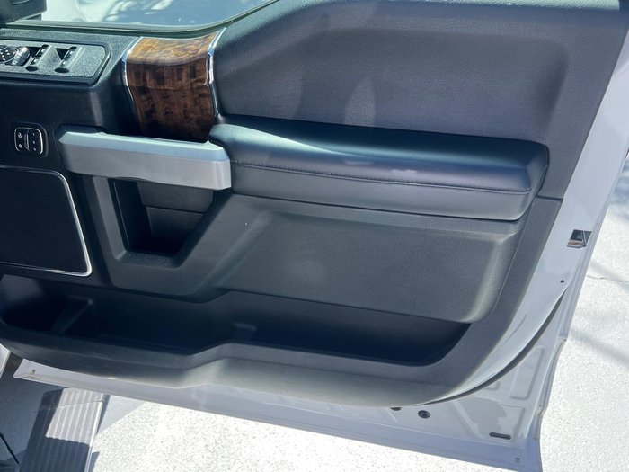 2017 Ford F350 Platinum (No Series) White