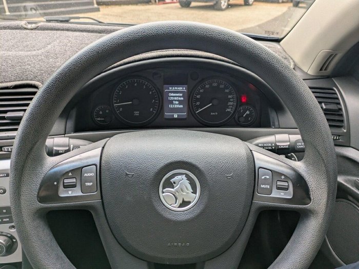 2010 Holden Commodore Omega