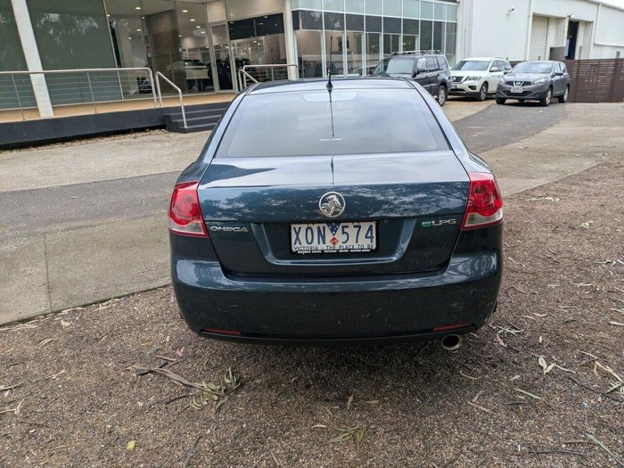 2010 Holden Commodore Omega