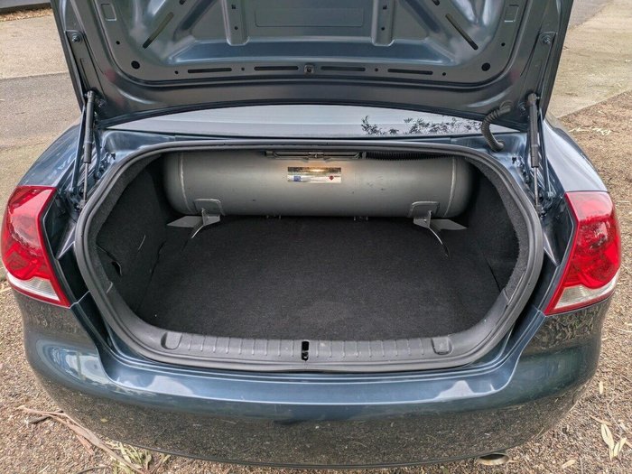 2010 Holden Commodore Omega