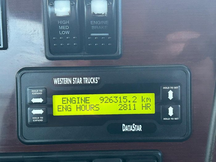 2015 Western Star 4800 4800FS2 White