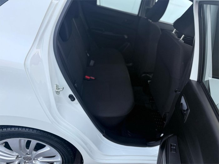 2019 Suzuki Swift GL Navigator