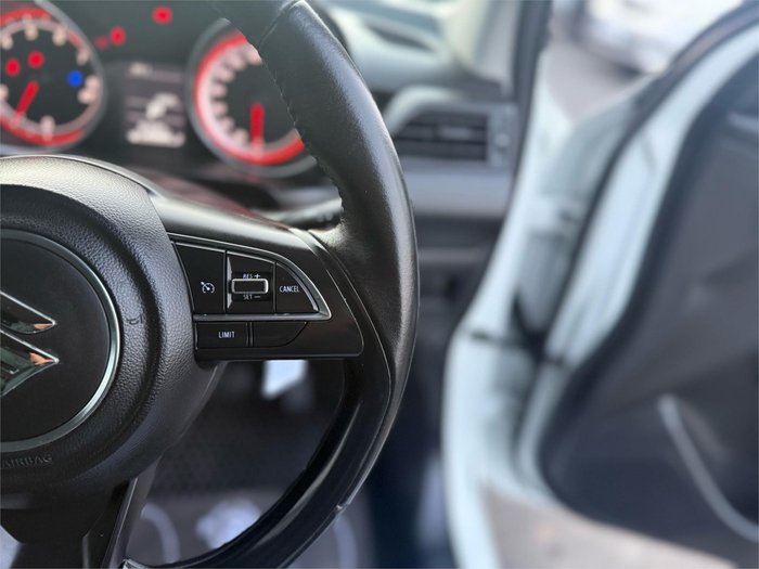 2019 Suzuki Swift GL Navigator