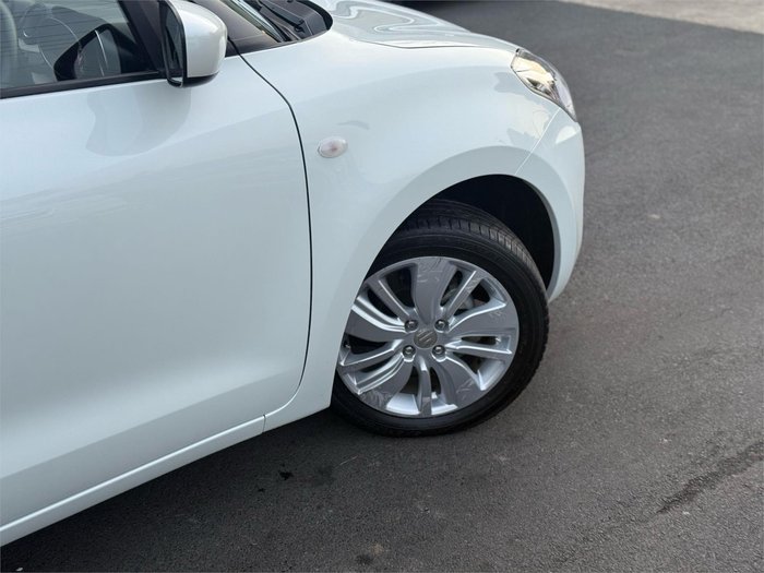 2019 Suzuki Swift GL Navigator