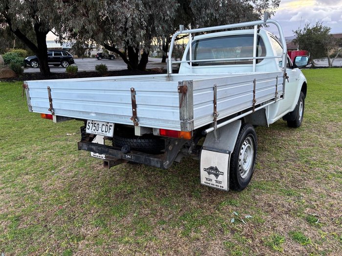 2011 Mitsubishi Triton GL