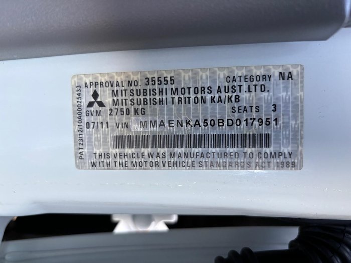 2011 Mitsubishi Triton GL