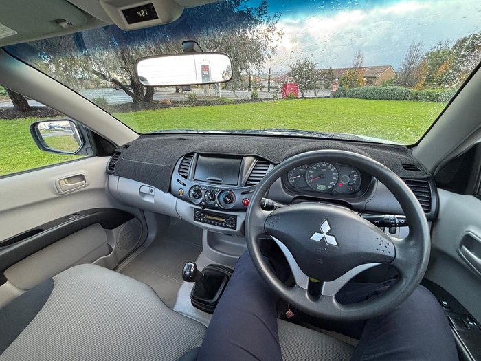 2011 Mitsubishi Triton GL
