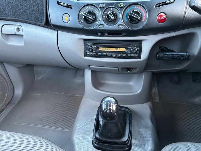 2011 Mitsubishi Triton GL