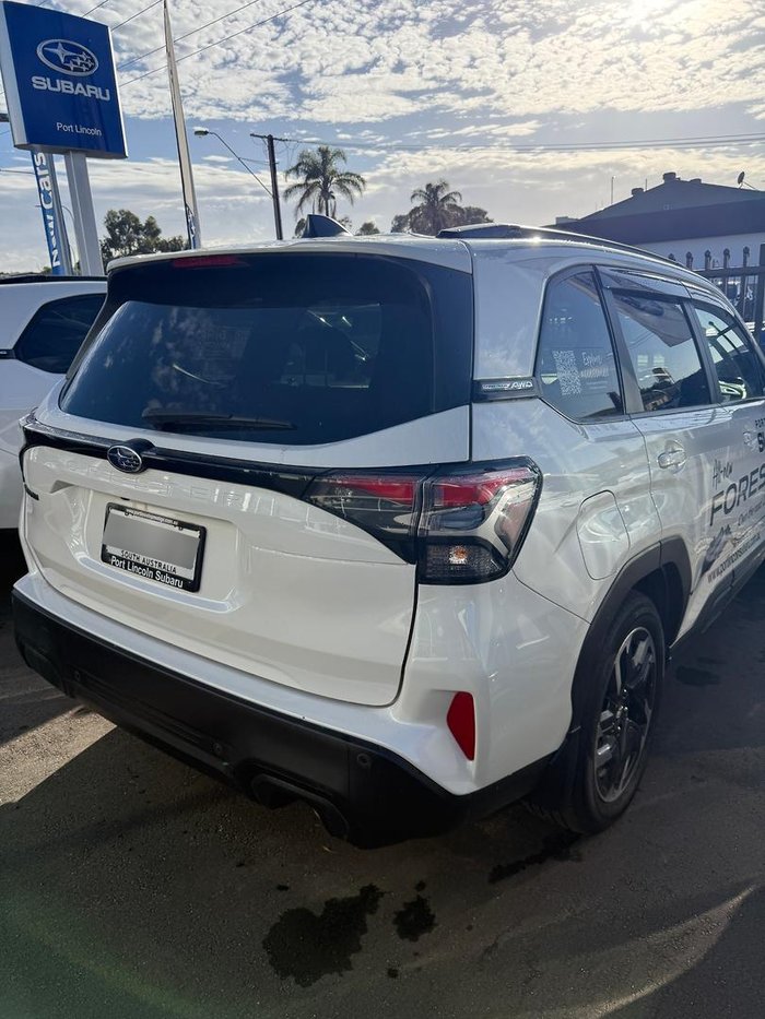 2025 Subaru Forester Touring