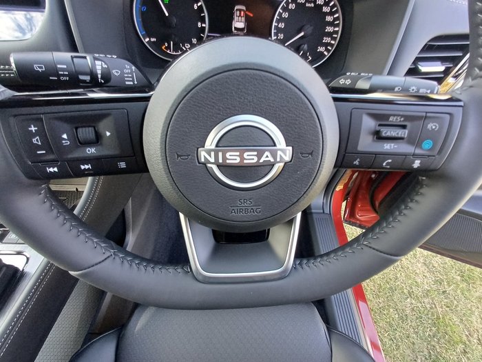 2025 Nissan X-Trail ST-L (4WD) E-Power (hybrid)
