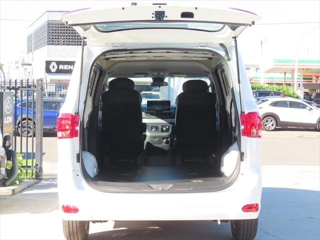 2025 LDV G10