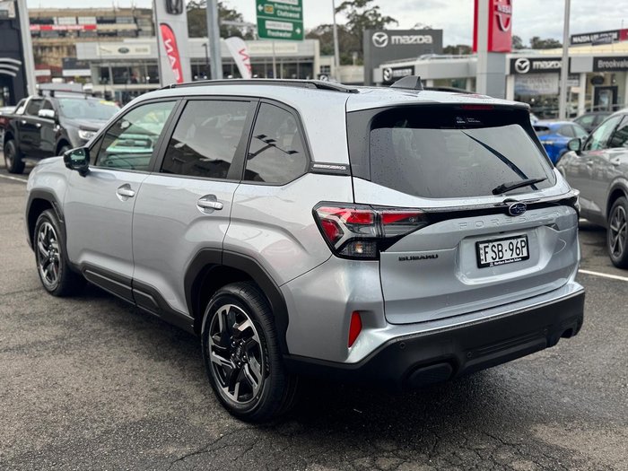 2025 Subaru Forester Touring