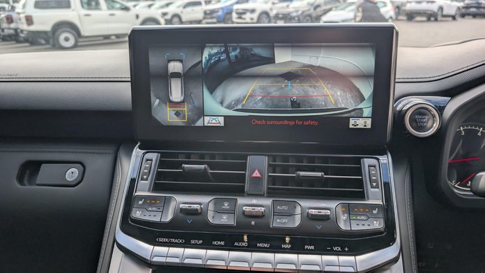 2021 Toyota Landcruiser Sahara ZX