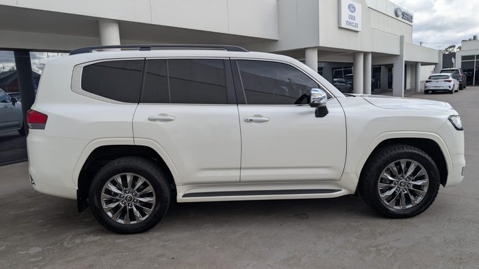 2021 Toyota Landcruiser Sahara ZX