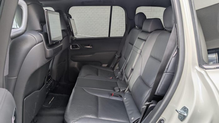 2021 Toyota Landcruiser Sahara ZX