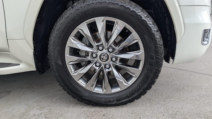 2021 Toyota Landcruiser Sahara ZX