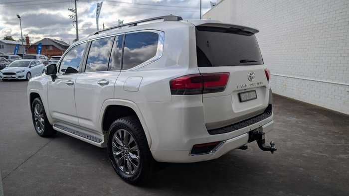 2021 Toyota Landcruiser Sahara ZX