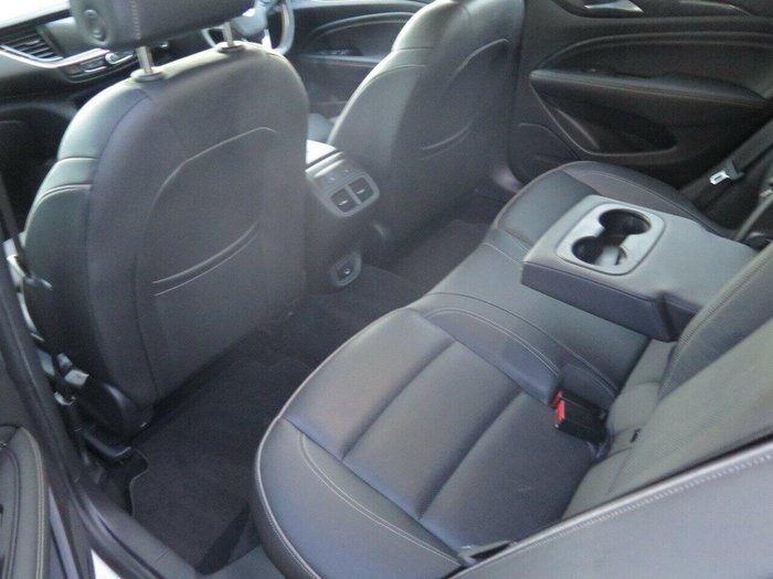 2018 Holden Calais V