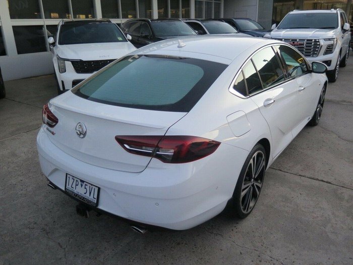2018 Holden Calais V