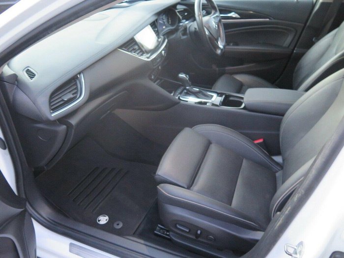 2018 Holden Calais V