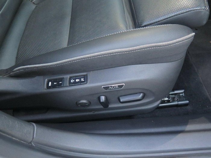 2018 Holden Calais V