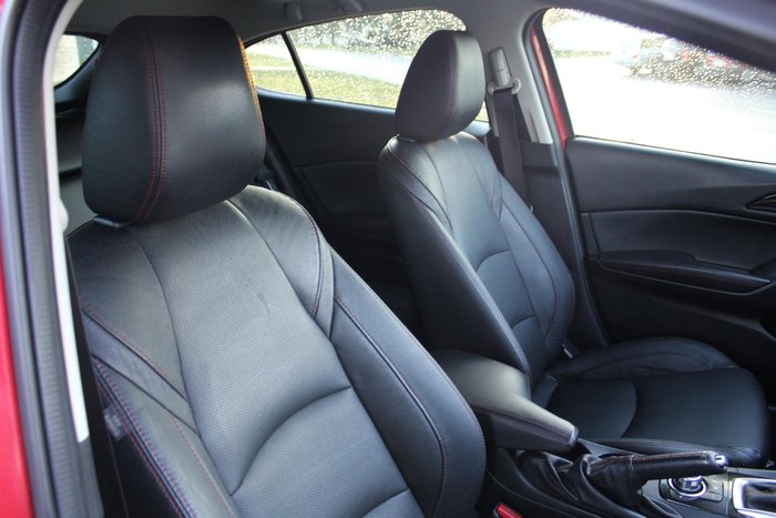 2014 Mazda 3 SP25 GT