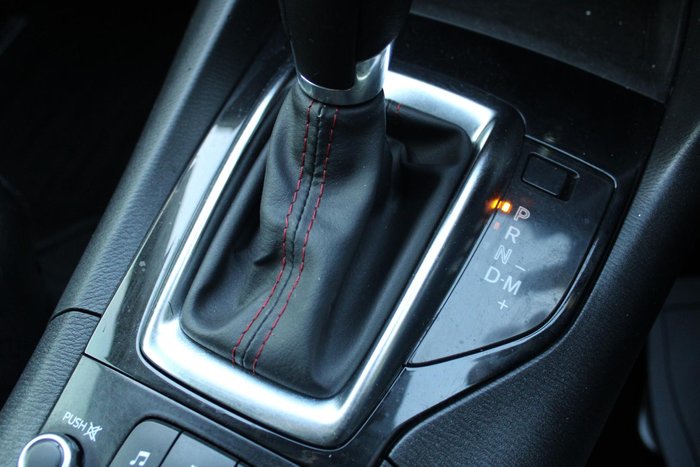 2014 Mazda 3 SP25 GT