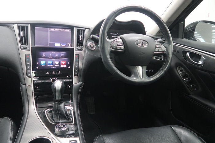 2017 INFINITI Q50 GT