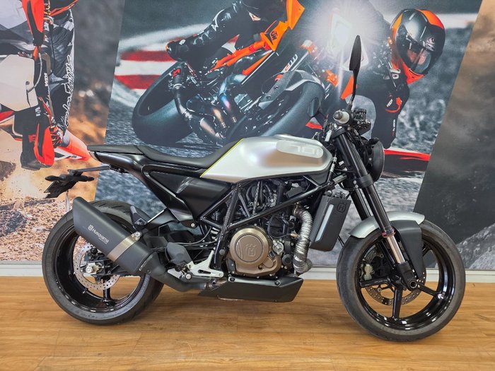 2019 HUSQVARNA VITPILEN 701 WHITE ARROW