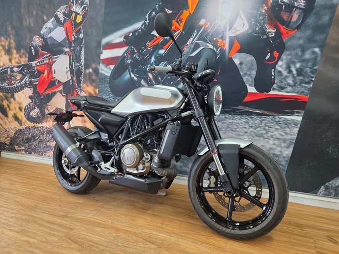 2019 HUSQVARNA VITPILEN 701 WHITE ARROW