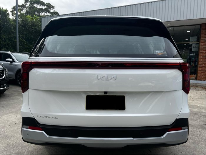 2024 Kia Carnival S