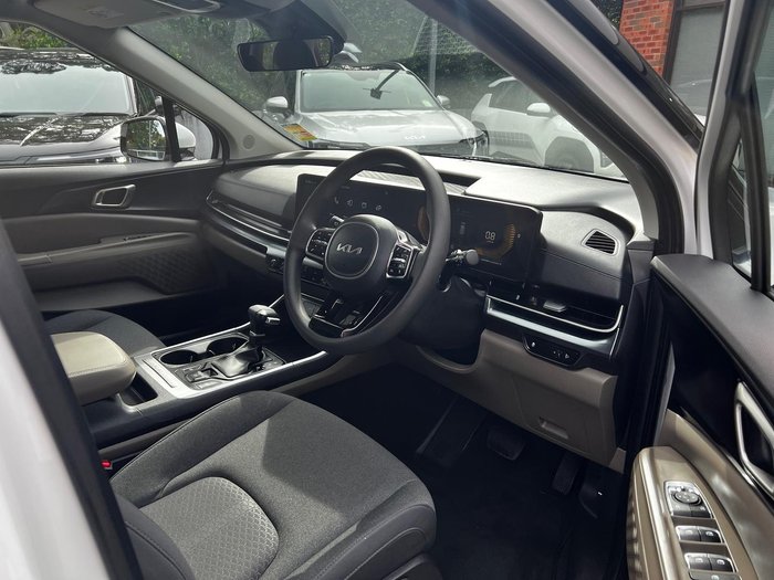 2024 Kia Carnival S
