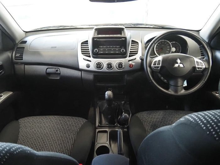 2014 Mitsubishi Triton GLX-R
