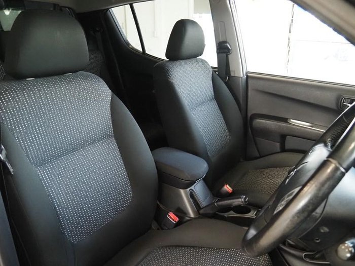 2014 Mitsubishi Triton GLX-R