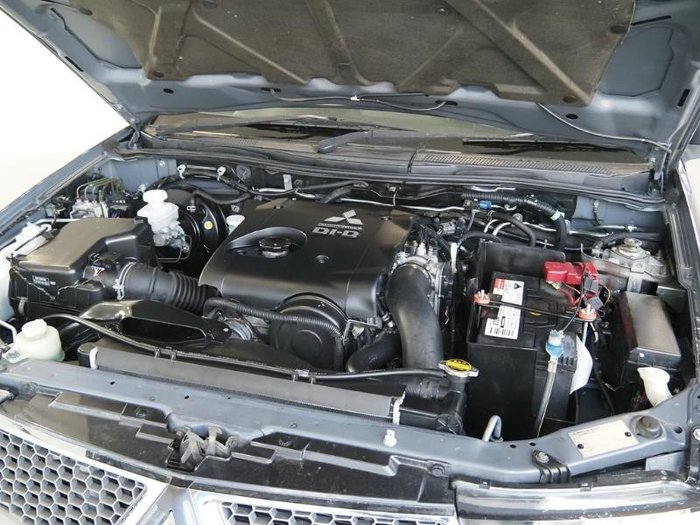 2014 Mitsubishi Triton GLX-R