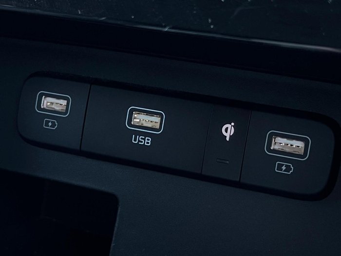 2023 Kia Carnival Platinum