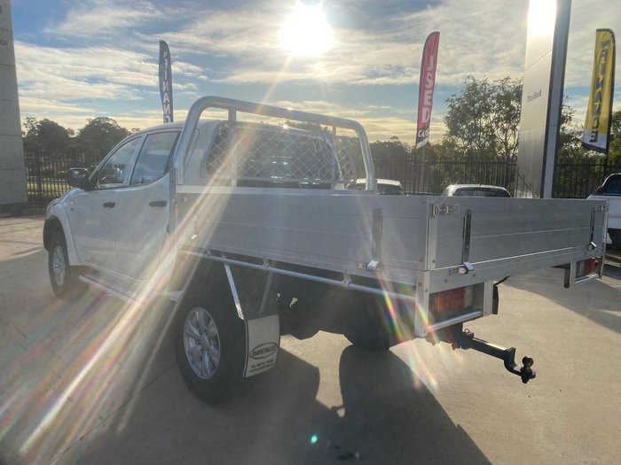 2014 Mitsubishi Triton GLX