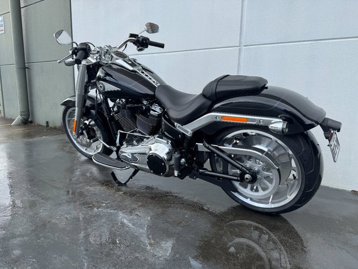 2025 Harley-davidson FLFB FAT BOY (117) Vivid Black